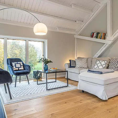 Casa vacanze Traditional Architecture Meets Modern Design *